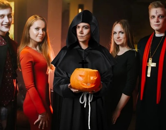 10 Melhores Ideias de Disfarces de Halloween Para Adulto: Do Clássico ao Original